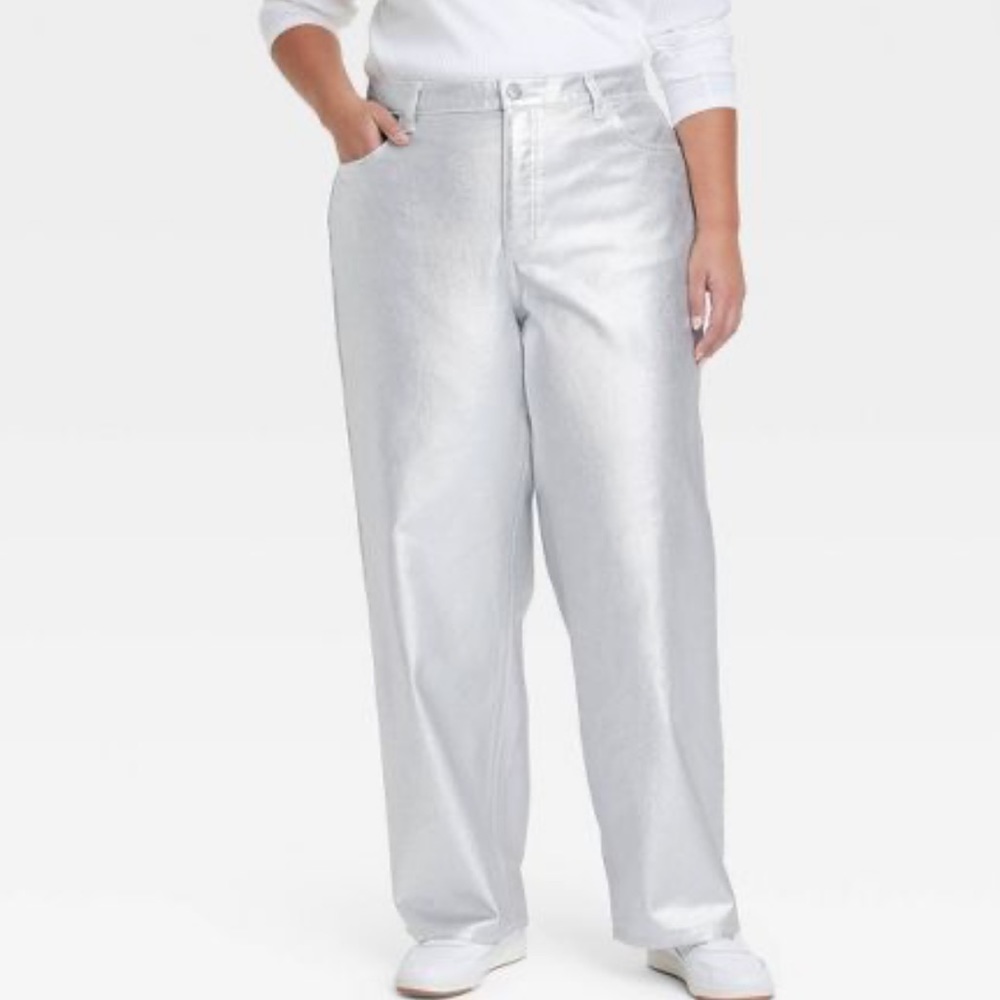 Women's Mid-Rise 90's Baggy Jeans - Universal Thread™ Metallic Wash